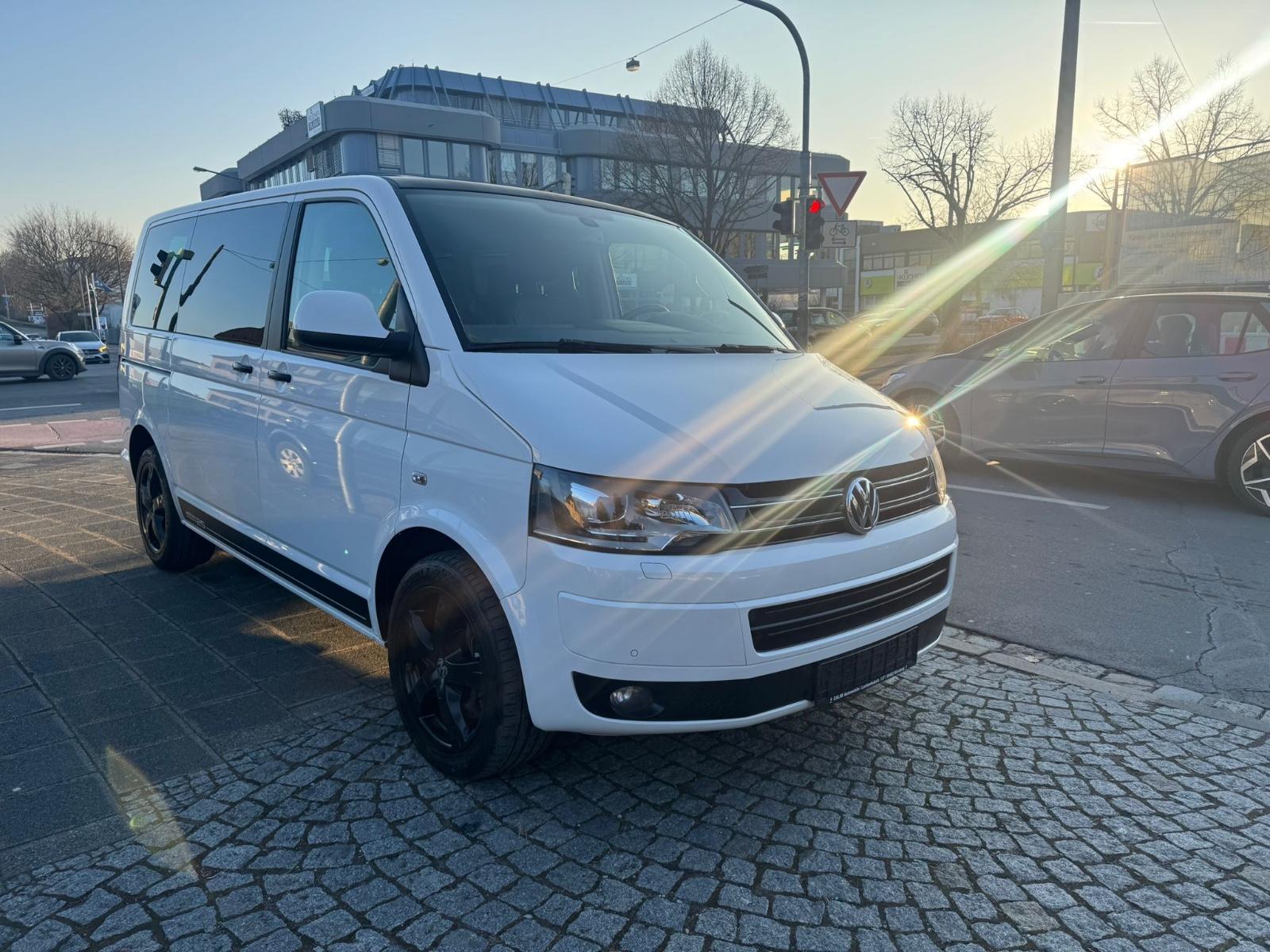 Volkswagen T5 Multivan Edition 25*Xenon*Navi*