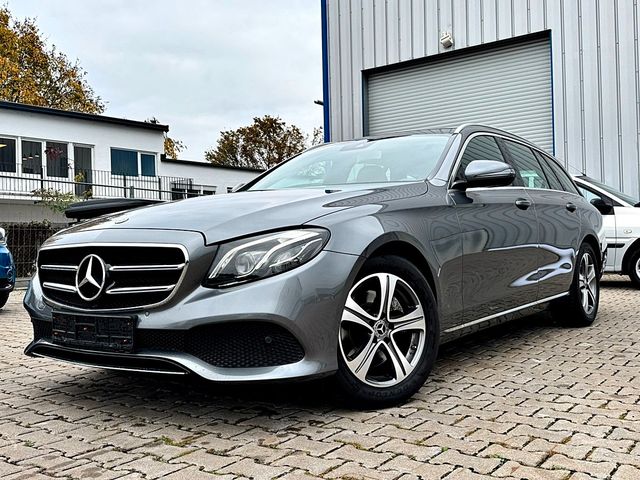 Mercedes-Benz E 220 d 4MATIC T 9G TR STDHEIZ MULTIBEAM NAVI