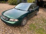Audi A4 1.6 -