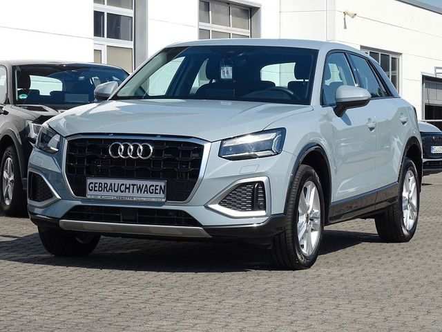 Q2 35 TFSI S-tronic advanced / Matrix LED
