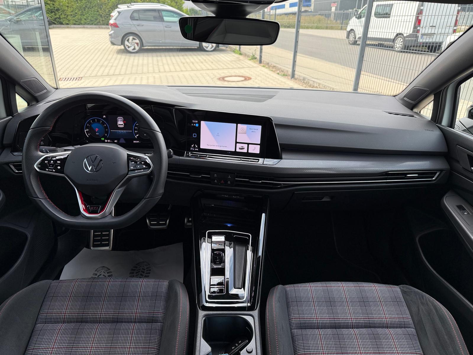 Volkswagen Golf GTI 2.0 TSI/DSG/LED/ACC/APP/KAMERA/AMBIENTE, миниатюра 8