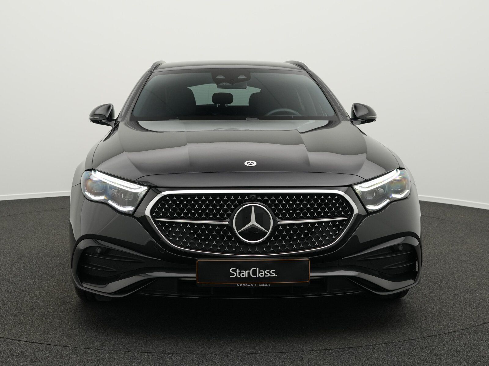 Mercedes-Benz E 220 d T-Modell AMG-Line Premium imagem 2