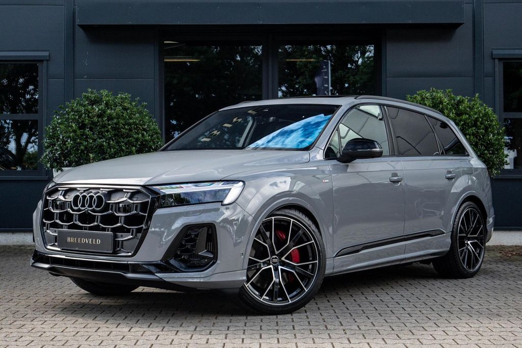 Audi Q7 60 TFSI e Competition 490pk, Carbon, Full-opt
