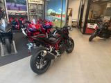 Honda CB750 Hornet mit nur 322km *Quickshifter* - Angebote