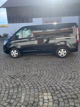 Ford Tourneo Custom - gebrauchte Ford Tourneo Custom aus dem Jahr 2017