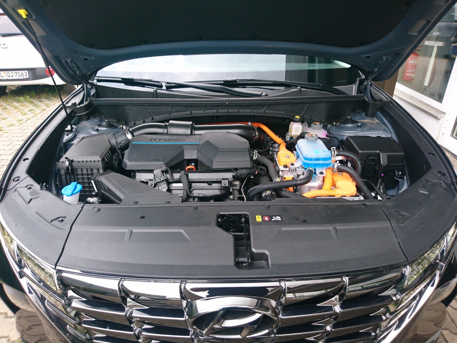 Fahrzeugabbildung Hyundai TUCSON  Plug-In Hybrid 1.6 T-GDI 4WD Trend