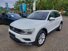 Tiguan 2,0 TDI Comfortline DSG*AHK*Kamera*Nav*4M