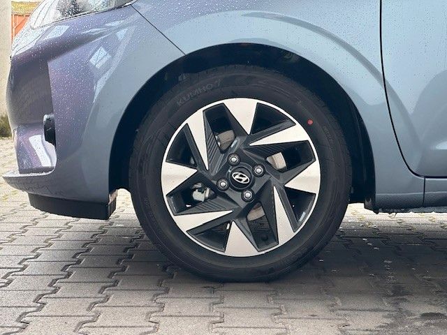 Fahrzeugabbildung Hyundai i10 Trend 1.0l 67PS Navi/Kamera!