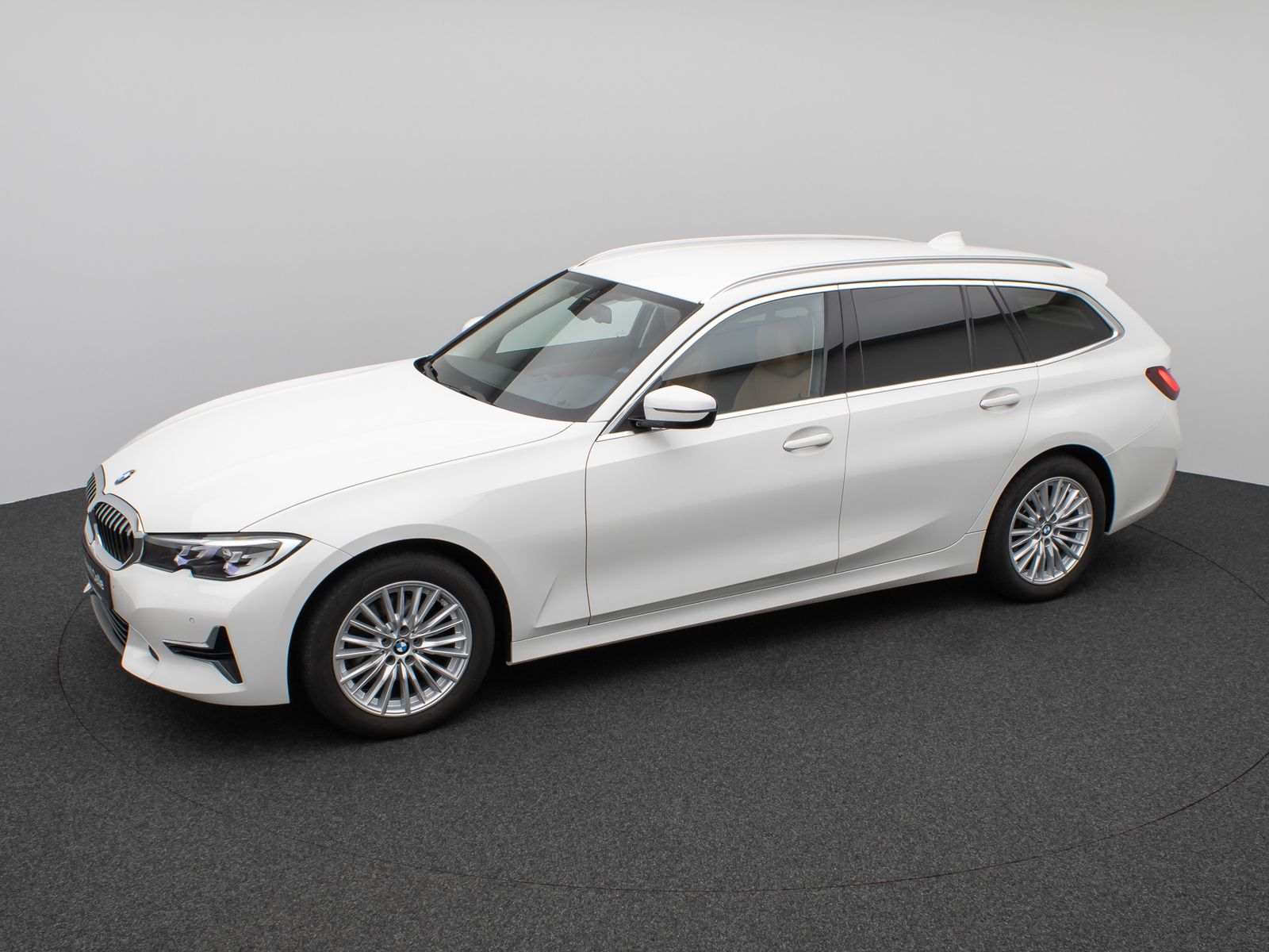 Fahrzeugabbildung BMW 320d  Luxury Line DAB HiFi PDC LED Alarm Sport