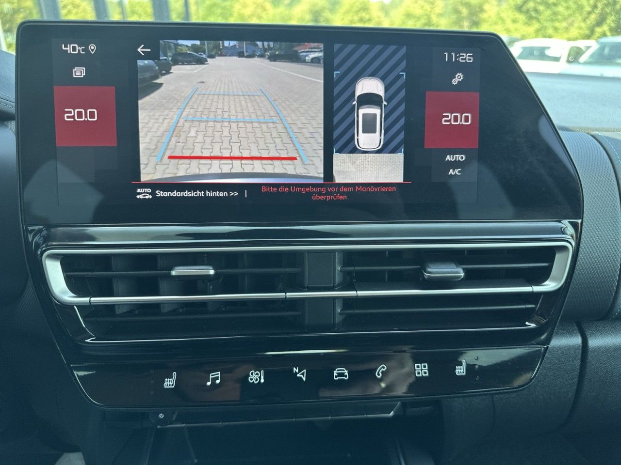 Fahrzeugabbildung Citroën C5 AIRC HYBRID 136 e-DSC6 e-SERIES* - mit KI generiert/bearbeitet