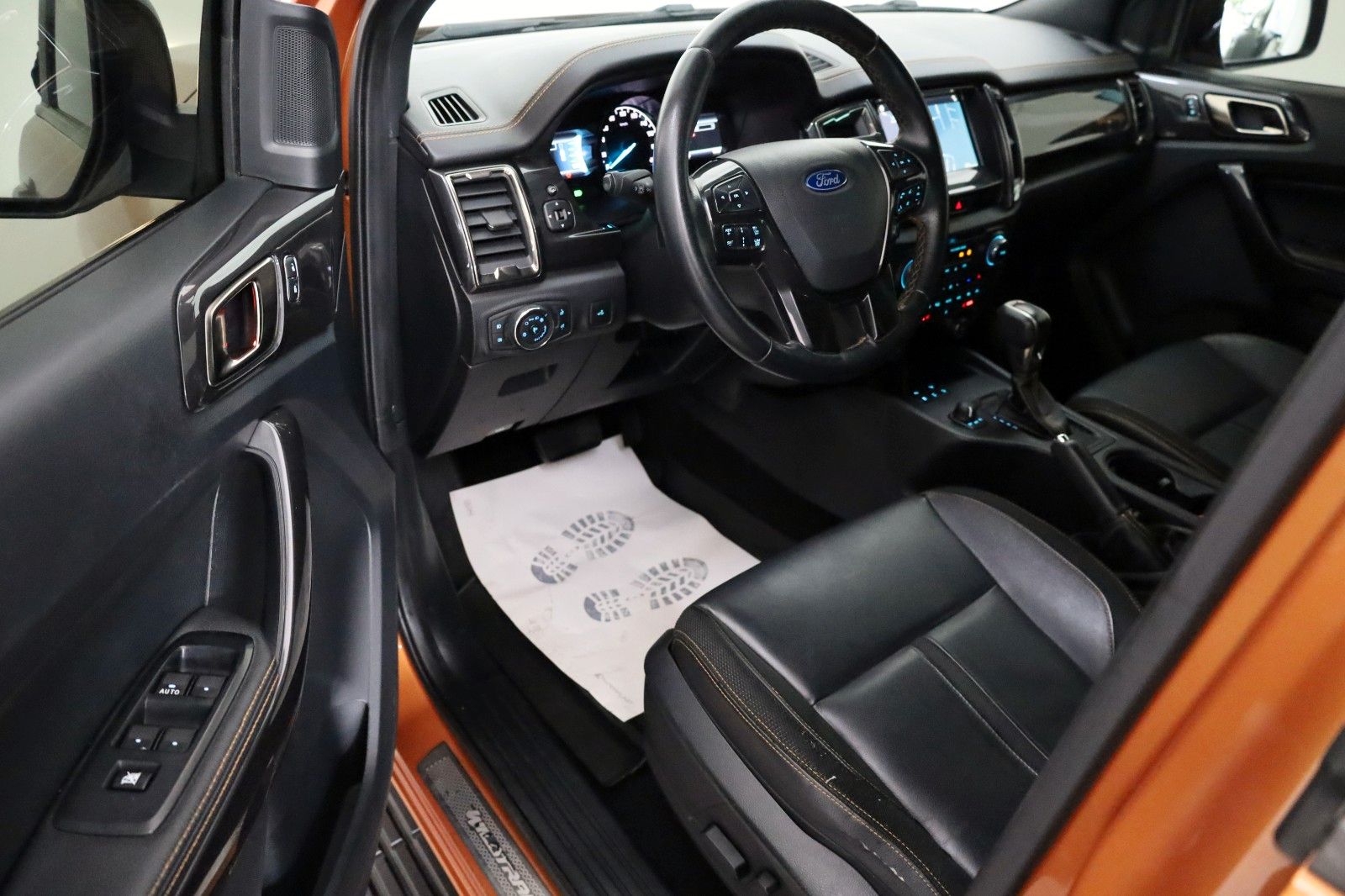 Fahrzeugabbildung Ford Ranger Wildtrak 3.2 TDCI,Navi,BiXenon.,Rollo,AHK