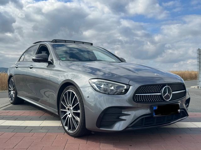 MERCEDES-BENZ E 400 d AMG 4MATIC Autom. - Top Zustand 