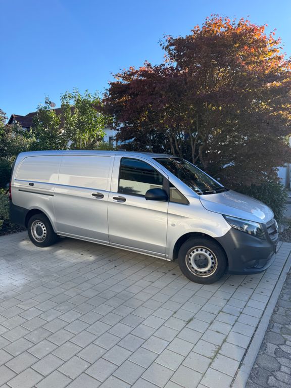 Image of Mercedes-Benz Vito