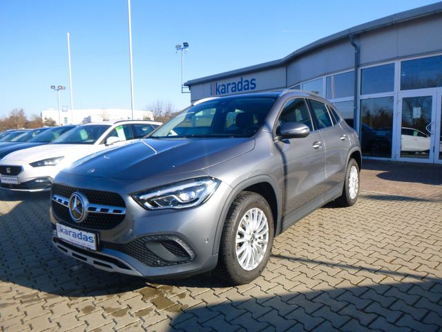Fahrzeugabbildung Mercedes-Benz GLA 200 >AUT/LED/NAV/SHZ/Teilleder<