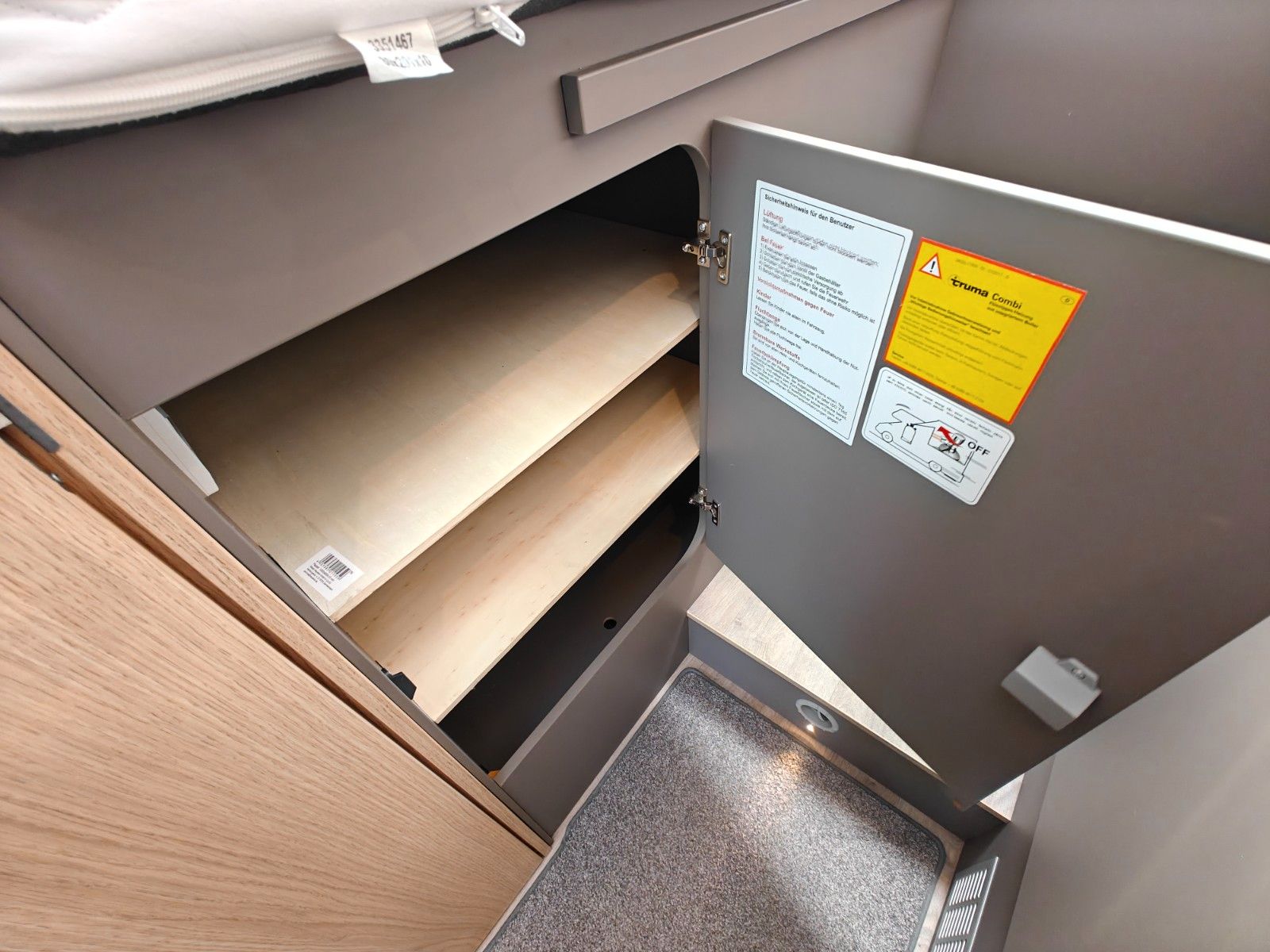 Fahrzeugabbildung LMC Tourer Lift H 730 G - Luftfeder, Winterpaket -