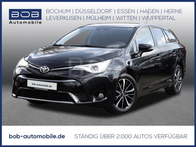 Toyota Avensis 1.8 VVT-i Team D NAVI SHZ PDC KLIMA BT