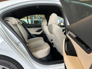 MYAUTOCENTER – Gebraucht- und Jahreswagen mit Werkstattservice in Pfaffenhofen Skoda Octavia *1-HAND*KEYLES*HeadUP*MEMORY*AHK*ACC*VOL