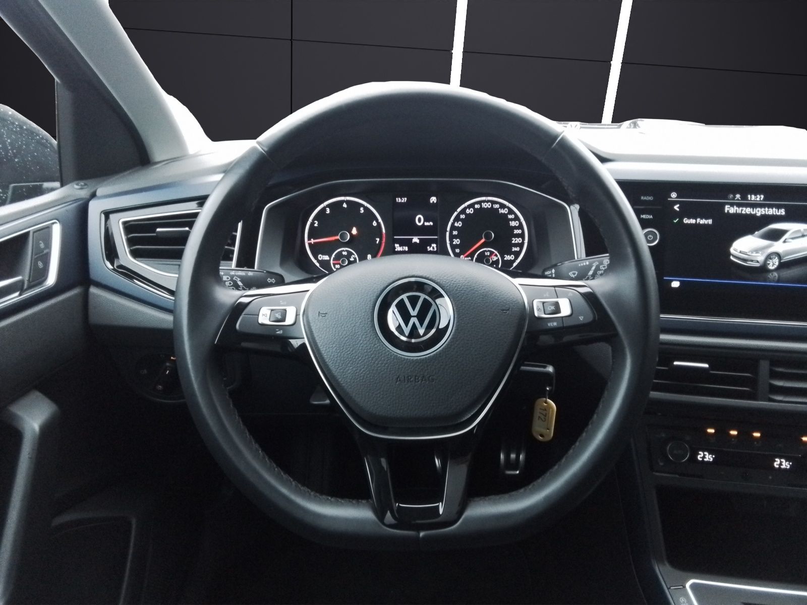 Fahrzeugabbildung Volkswagen Polo TSI United CLIMA PDC SHZ LM