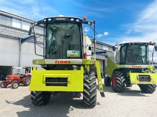 Claas AVERO 240