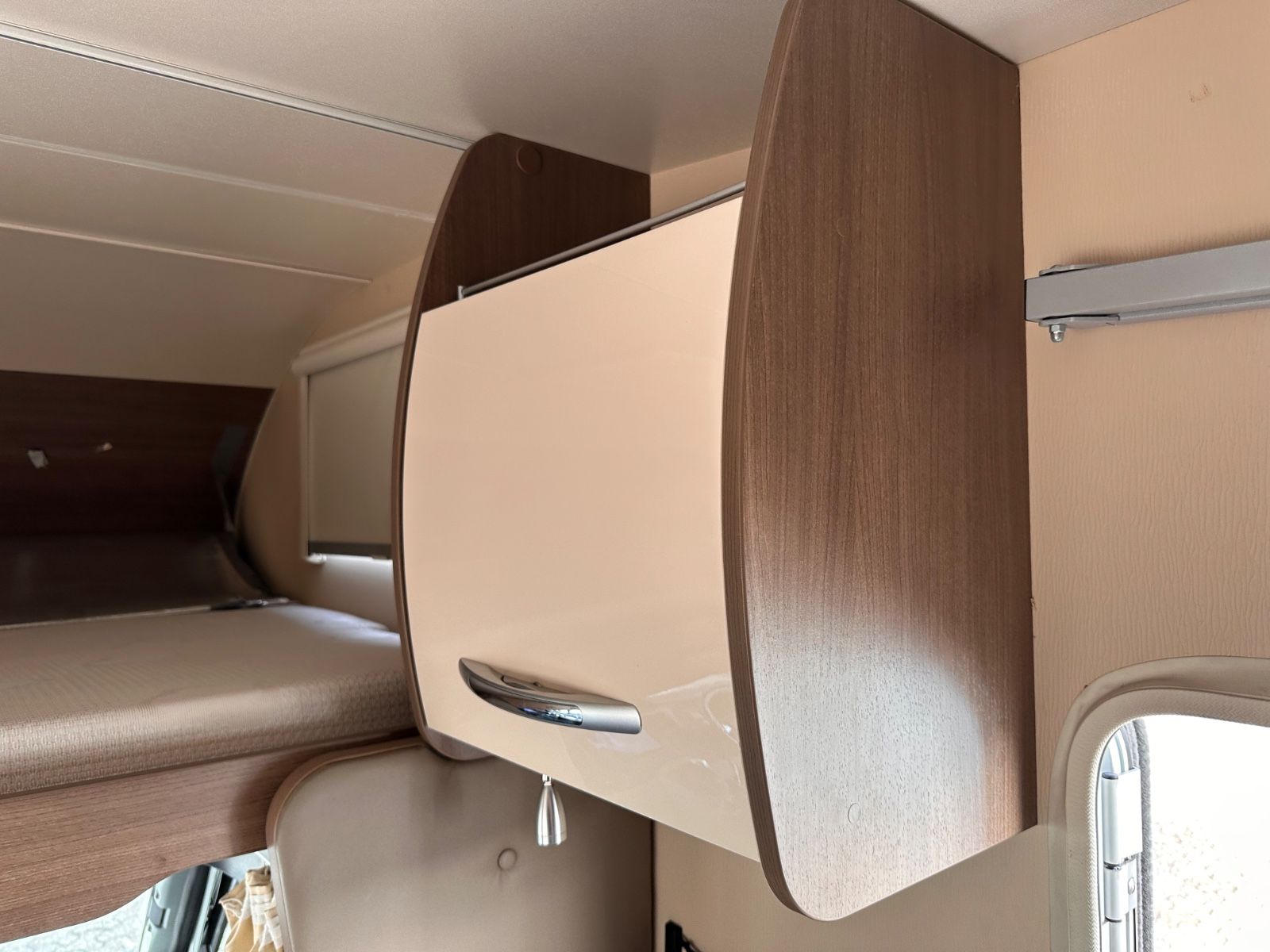 Fahrzeugabbildung Challenger Birthday 31 M14 140CH Transit WC/AHK