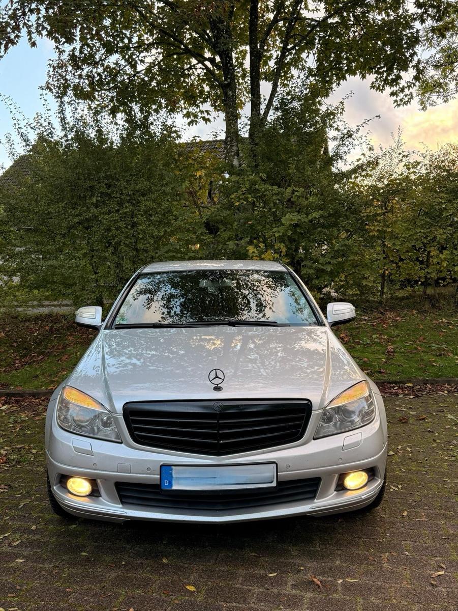 Mercedes-Benz C 320