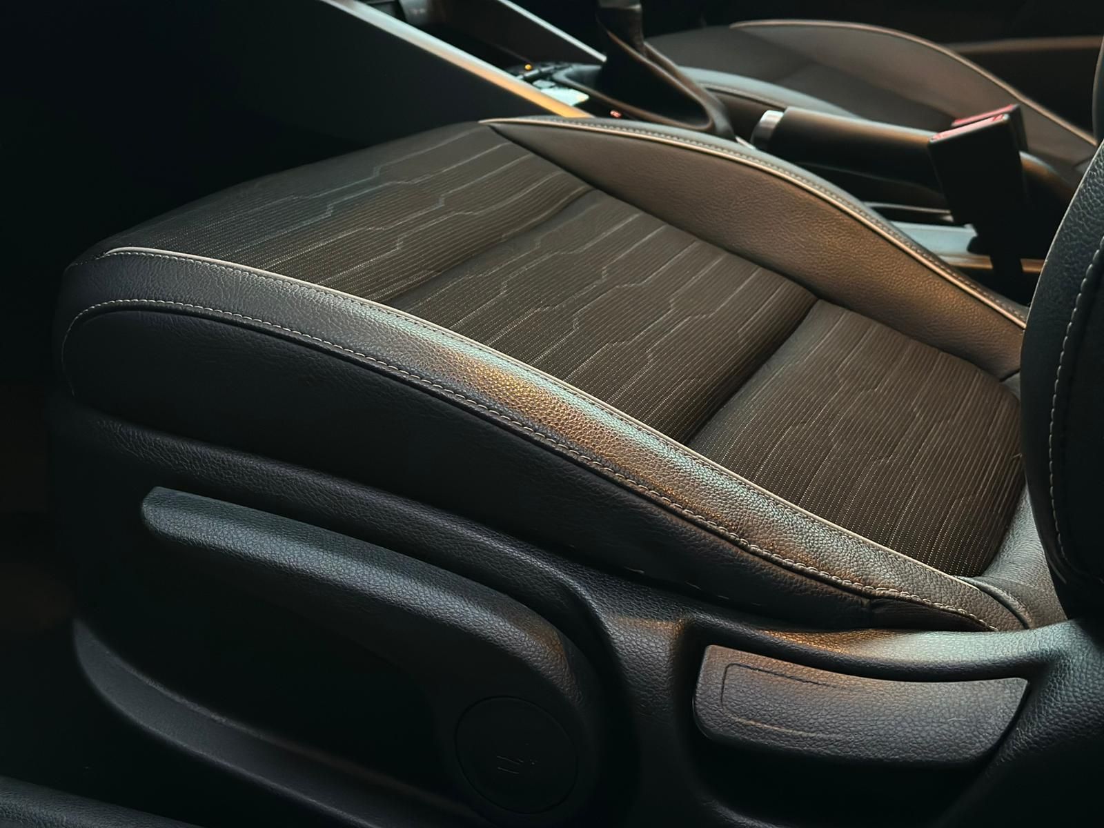 KIA Stonic 1.0T-GDI GT LINE* LED#SHZ#LH#ACC#KEYLESS - Image 19