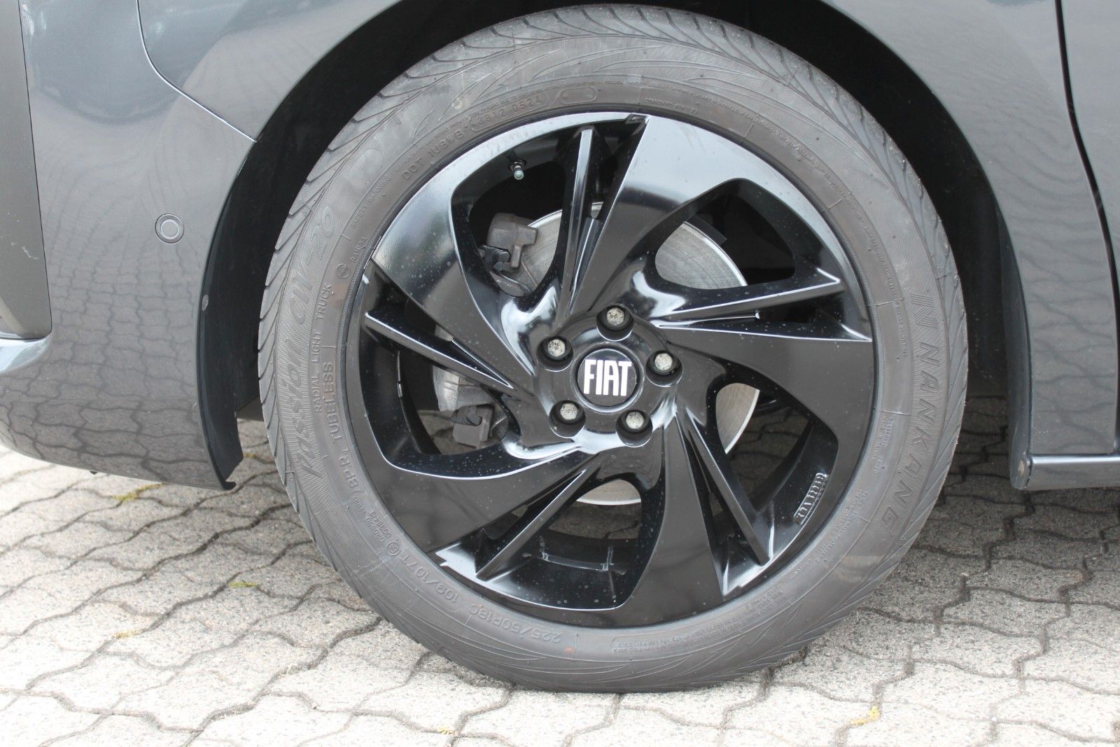 Fahrzeugabbildung Fiat FIAT Scudo Multicab L3 2.0 180 AT8
