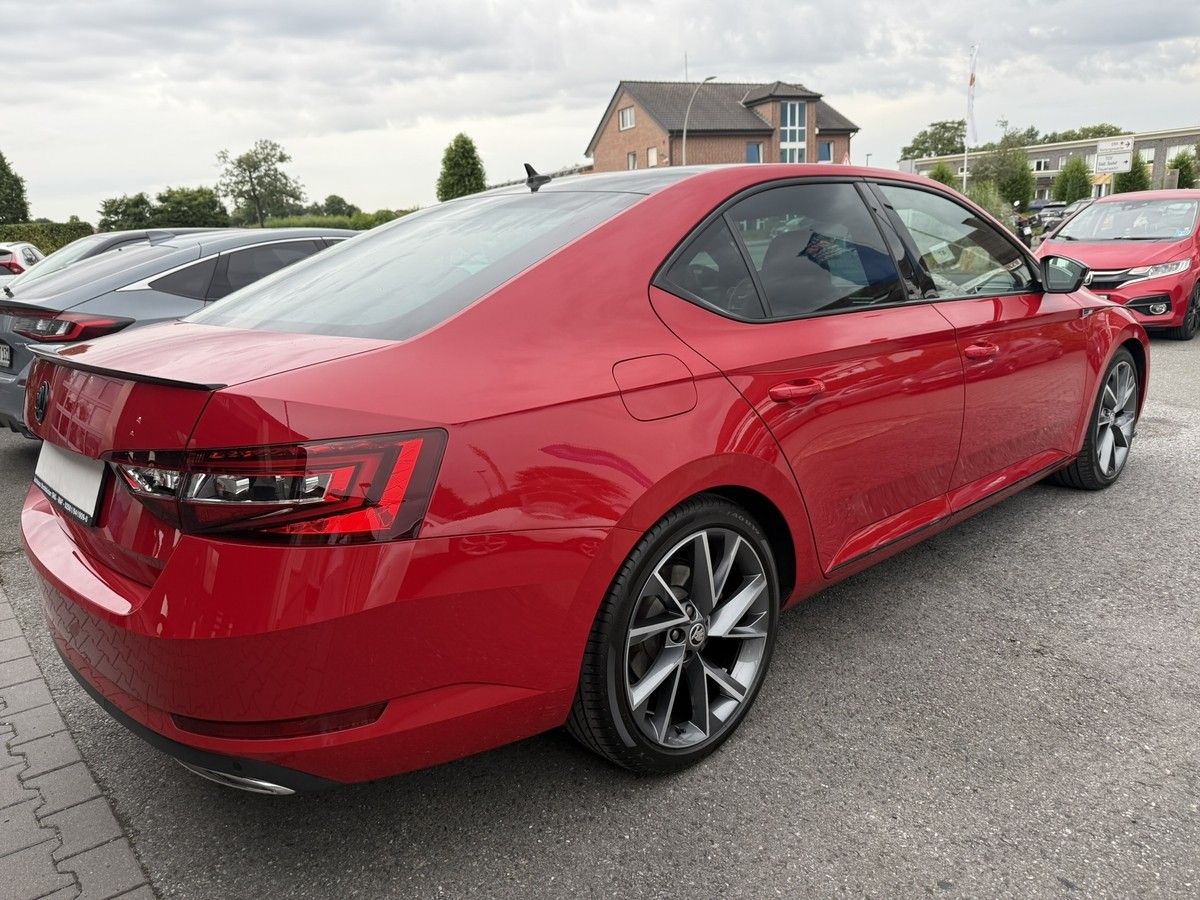 Skoda Superb 2.0 TSI DSG SportLine Standheizung Pano foto 5