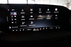AUDI SQ5 TFSI | Pano | Carbon | Tech pro | HuD | B&O AUDI SQ5 TFSI | Pano | Carbon | Tech pro | HuD | B&O