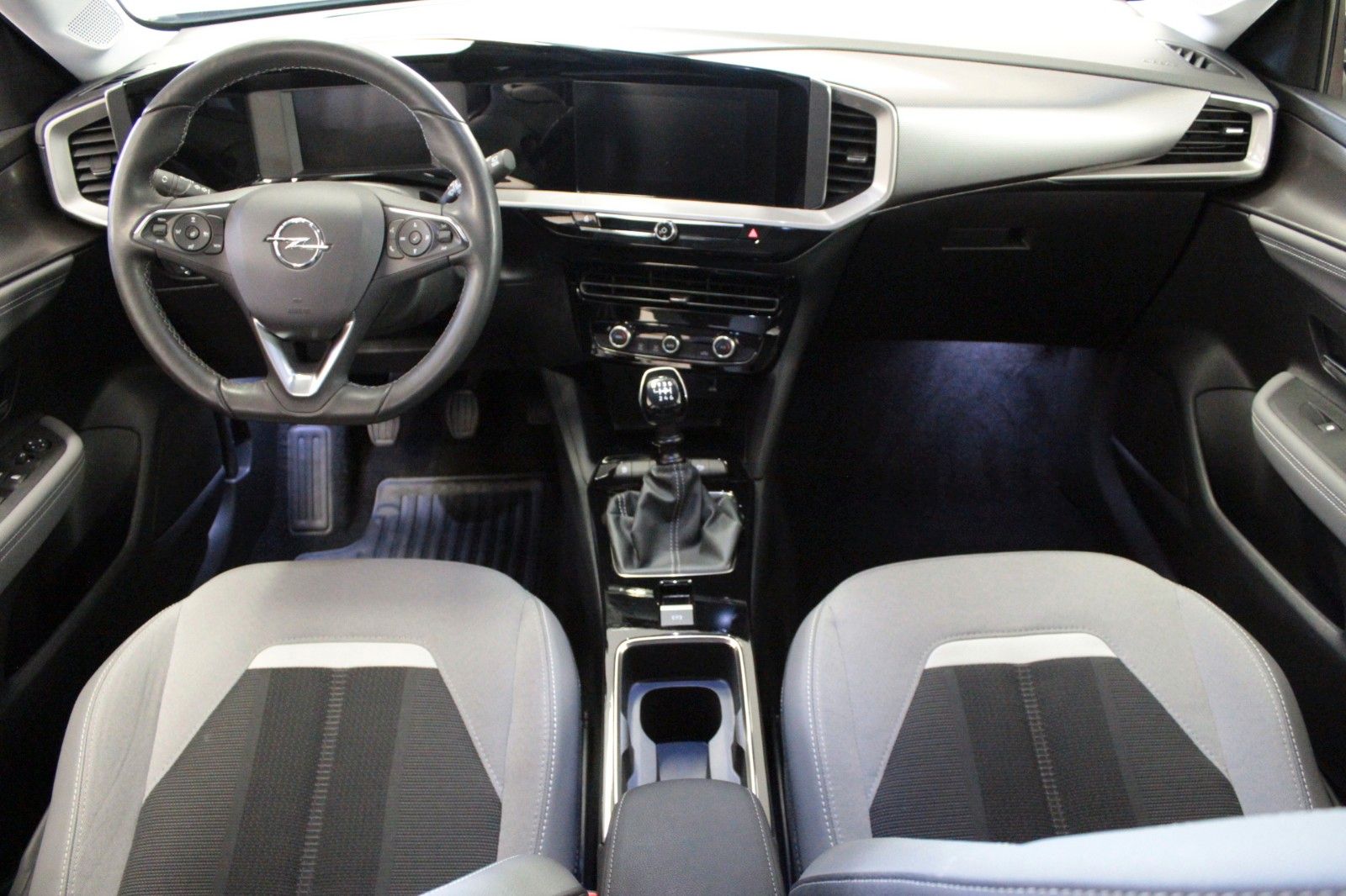 Fahrzeugabbildung Opel Mokka 1.2 Turbo 96kW Elegance Technologie-Paket
