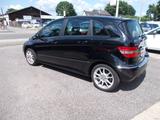 Mercedes-Benz B 200 Automatic,Scheckheftnachweis,17 Zoll Alu - Mercedes-Benz B 200 in Krefeld