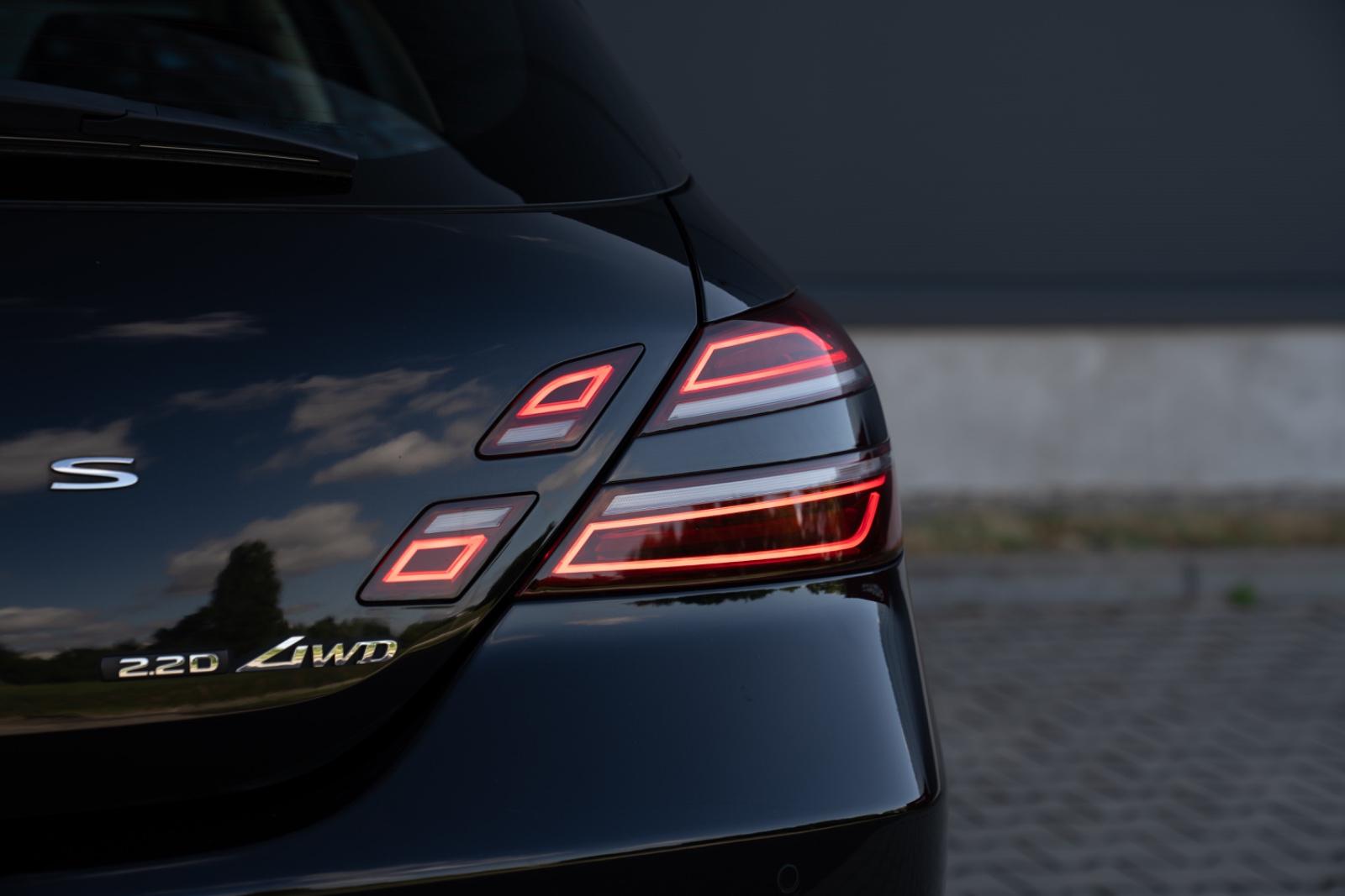 Genesis G70 Shooting Brake Luxury*4WD*LED*360*ACC*VC*TWA