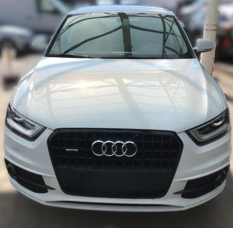 Audi Q3 2.0 TDI quattro  S Line AHK Bi-Xenon PDC