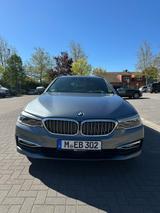 BMW 530i Touring Luxury Line mit Vollausstattung   - BMW 530: 530i