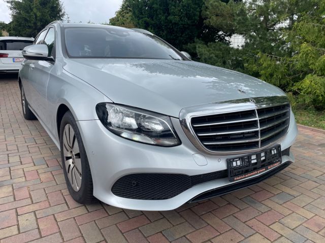 Mercedes-Benz E 220d T *Navi*Kamera*Luft*1.Hand*EU6*