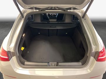 Mercedes CLA 180 Shooting Brake - 8