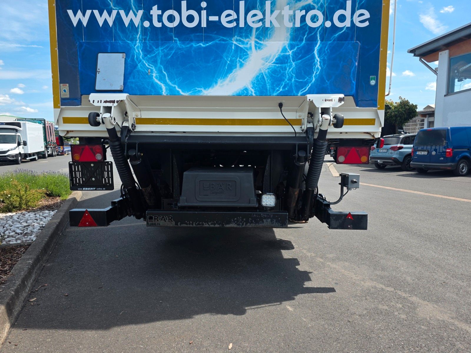 Fahrzeugabbildung Andere Böse BTA 7.3 Schwenkwand LBW Bär 2.000kg