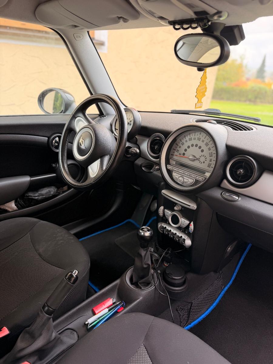 MINI ONE