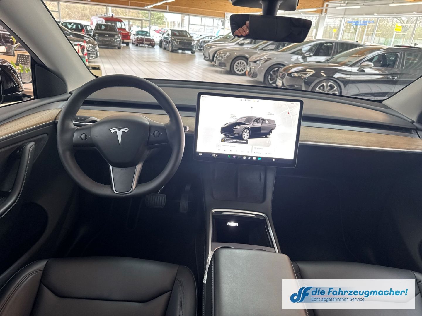 Fahrzeugabbildung Tesla Model Y RWD Panorama Navi Soundsystem LED ACC WL