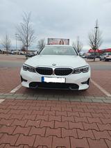 BMW 320d Sport Line Automatik GARANTIE 3/26 - BMW 320 in Karlsruhe