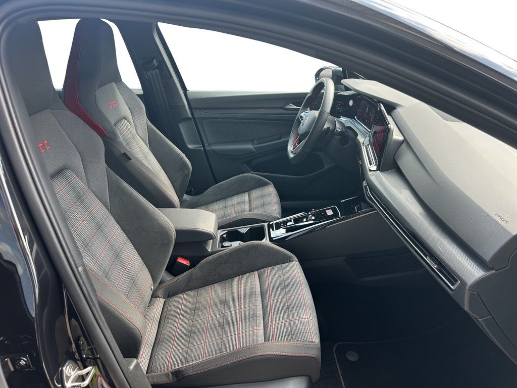 Volkswagen Golf - Bild 10