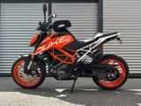 KTM 390 DUKE / AKRAPOVIC + ZUBEHÖR / SERVICE NEU !! - Offers