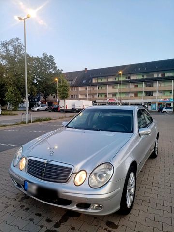 Mercedes-Benz 2004 Mercedes Benz Kompressor E Klasse Benzin