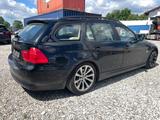 BMW 320i Touring *Automatik*Xenon* - BMW 320 aus 2009: Kombi