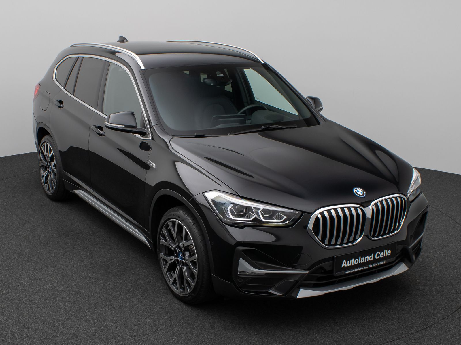 Fahrzeugabbildung BMW X1 xD25e xLine Kamera HUD DAB H/K Komfort Sport