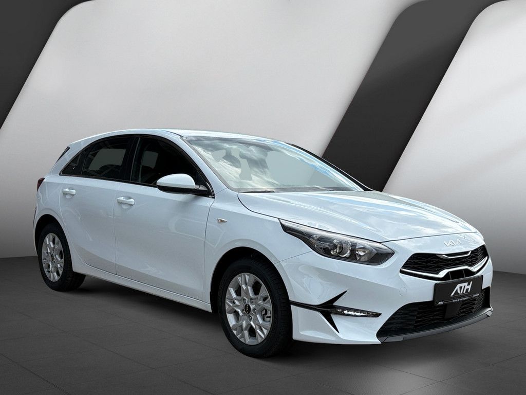 Fahrzeugabbildung Kia Ceed 1.4 Vision DCT7 STD (NAV)