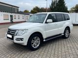 Mitsubishi Pajero 3,2 DI-D 4WD Automatik - Instyle