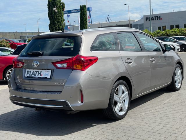 Toyota Auris  Touring Sports Executive