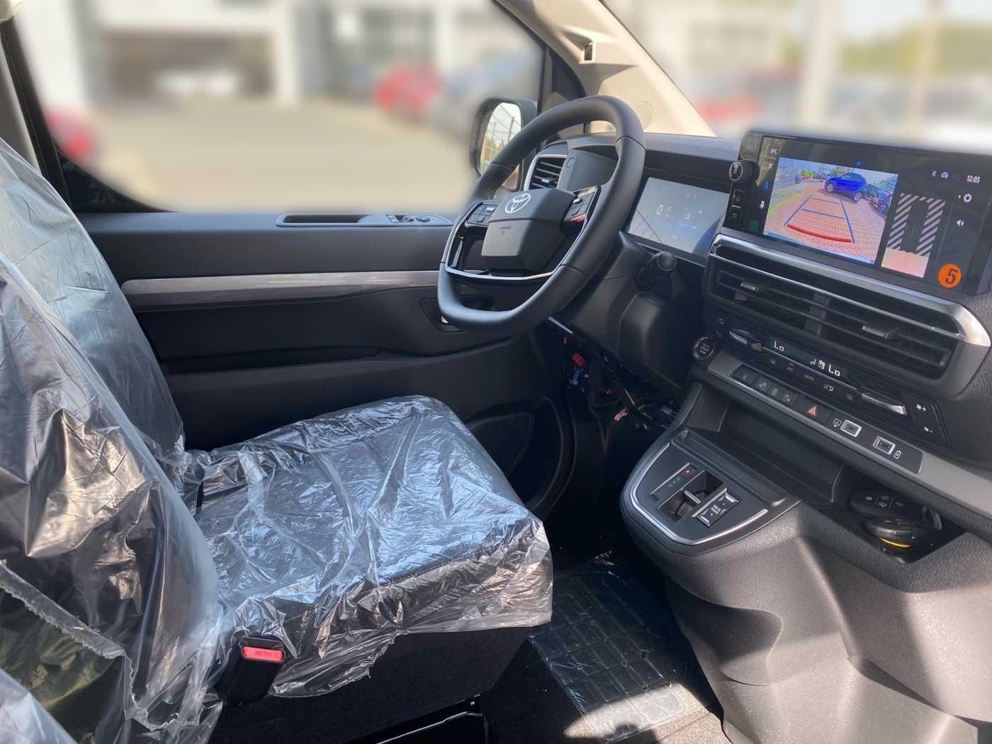 Toyota Proace Verso 2.2 D AT Team 8S el. Türen NAVI