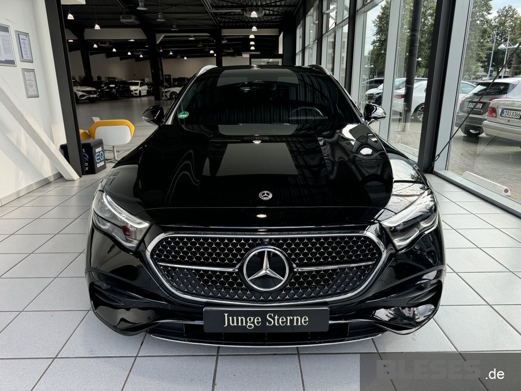 MERCEDES-BENZ E 220 – Bild 2